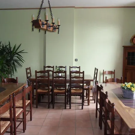 In Cul-des-sarts Near Forest * Riezes