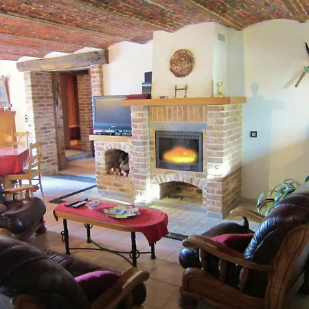 In Cul-des-sarts Near Forest