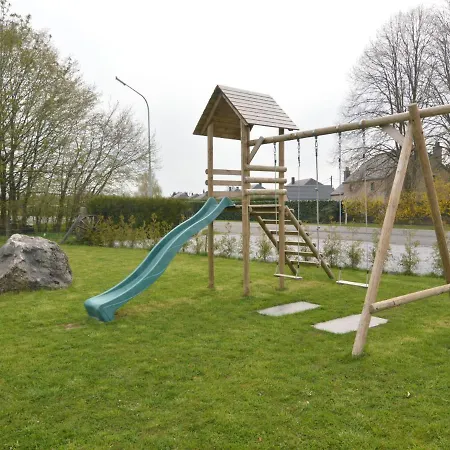 In Cul-des-sarts Near Forest Дом отдыха Riezes