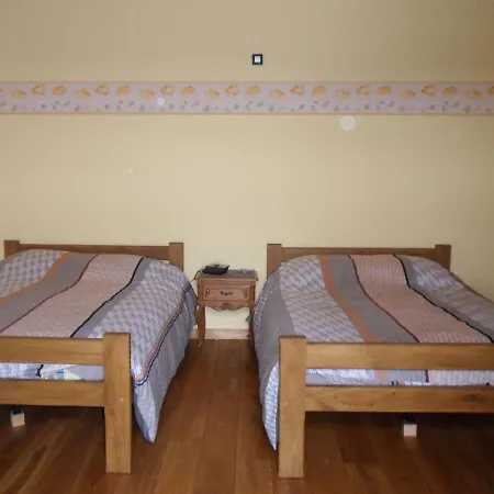 In Cul-des-sarts Near Forest Vakantiehuis Riezes