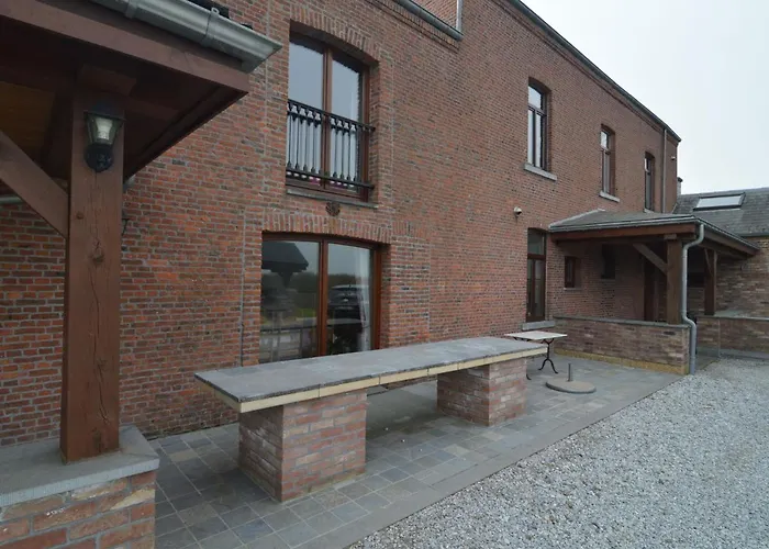 In Cul-des-sarts Near Forest